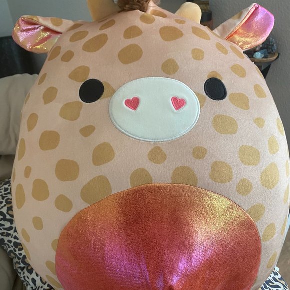 • 24” Zuni the Giraffe Squishmallow Valentine’s edition • - Picture 2 of 4